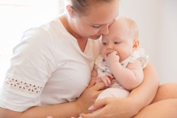 Hatschi! – 6 Tipps und Hausmittel gegen die Erkältung deines Babys
