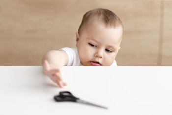 Unfallgefahren für Babys – Hier ist Vorsicht geboten!