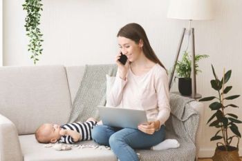 Fernsehen, Handy und Co. – Wie Babys Medien wahrnehmen